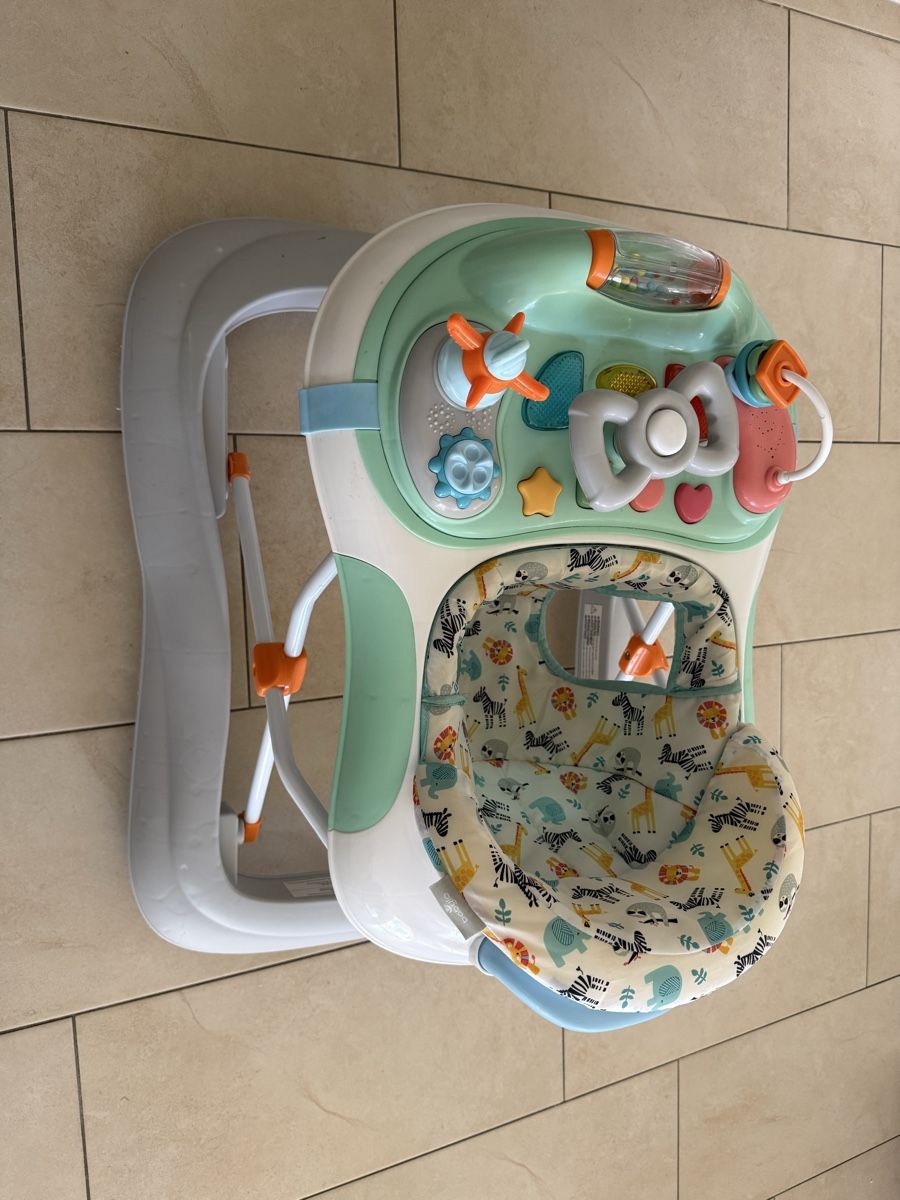 Spielzeuge: Trotteur bébé  – Gebraucht aus Aigle von Van.Ngo 2