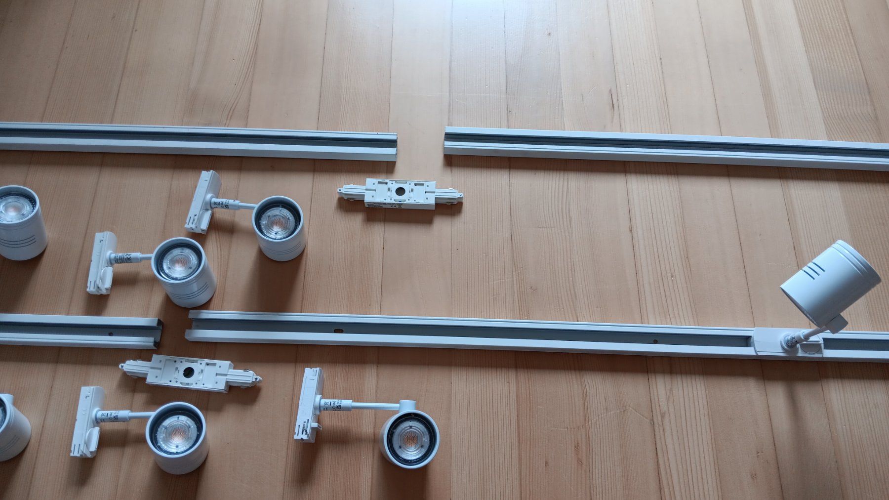 Lampes: LED-Lampe Parathom – D'occasion à Burgdorf par hasdez09 1