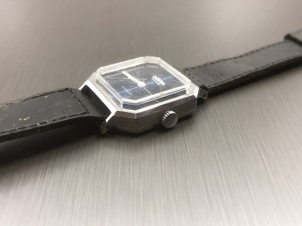 Montres: Dogma Fine , Damenuhr, Handaufzug  Die Uhr läuft gut – D'occasion à Arisdorf par Liquidus 1