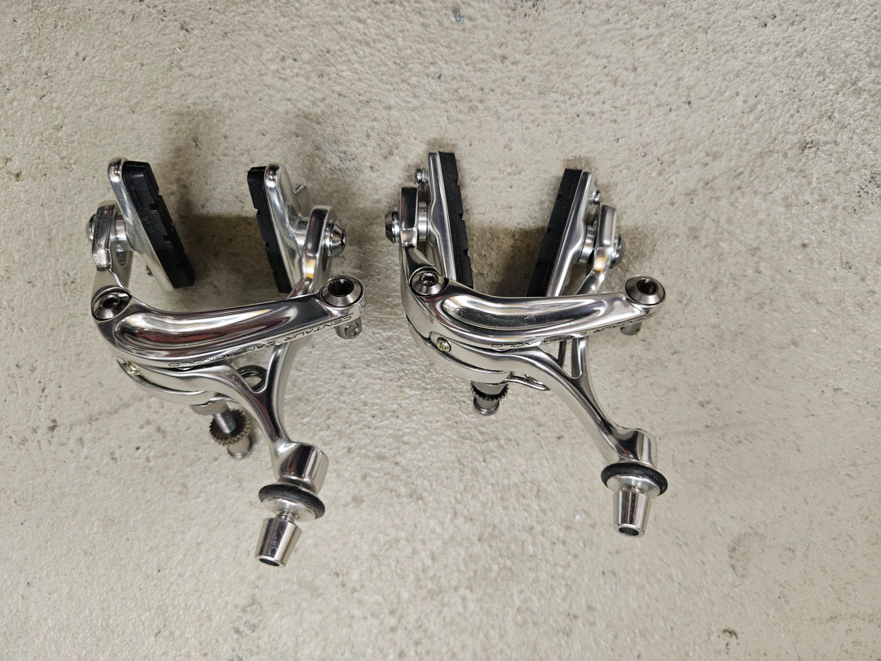 Campagnolo Pezzi di ricambio: Campagnolo Bremsen Vorderrad & Hinterrad Ungebraucht – Nuovo (secondo la descrizione) da Zürich venduto da dom_7d9b 2