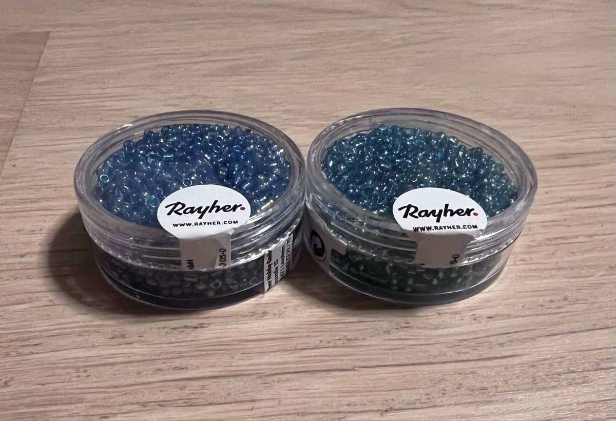 Perles (synthétiques): Perlen Rayher Rocailles 2 mm – Neuf (Voir description) à Pfäffikon SZ par Gschmois26