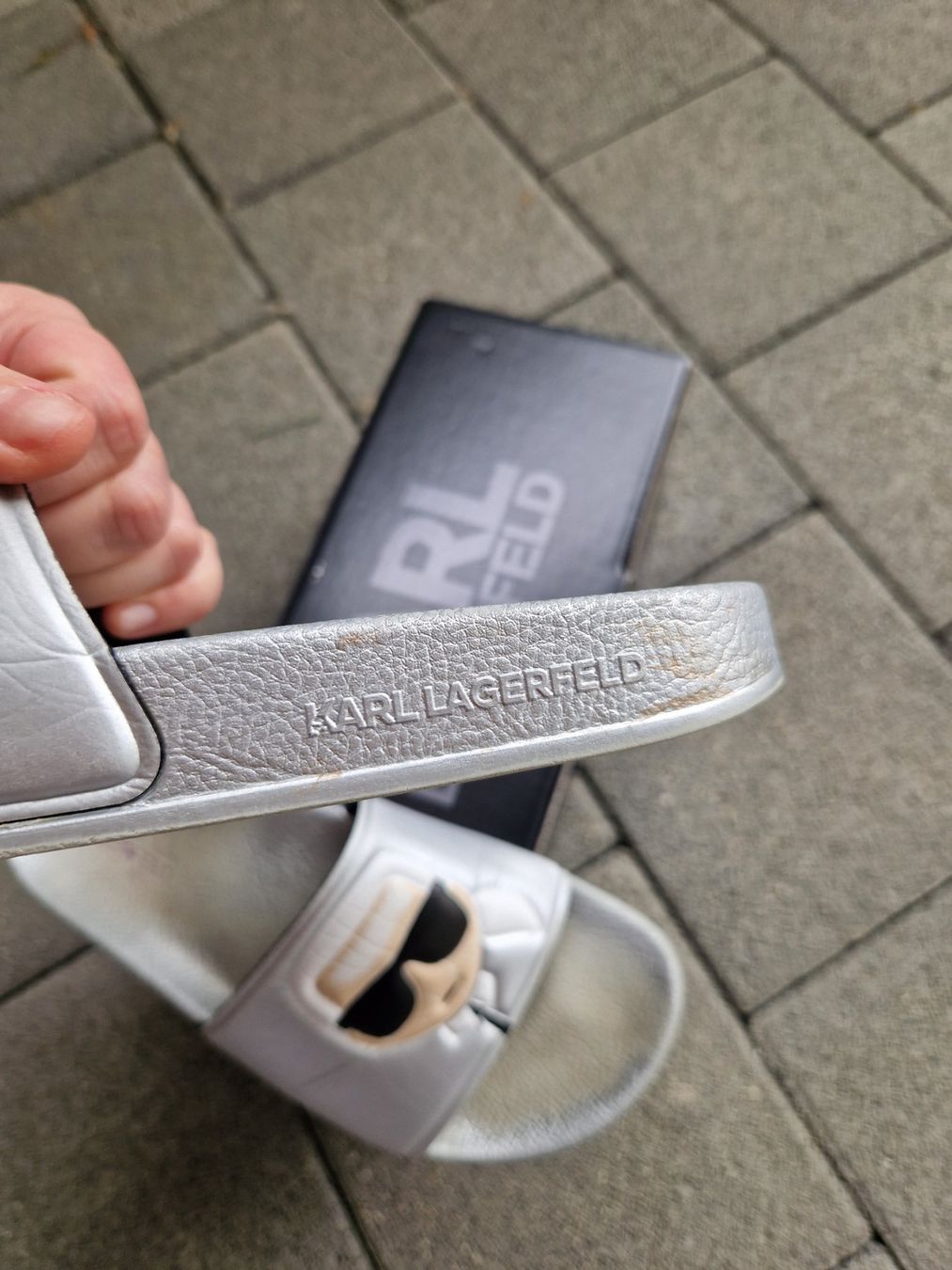 Karl Lagerfeld Scarpe da donna: Karl Lagerfeld Badeschuhe Silber Gr. 39 – Usato da Erlinsbach SO venduto da ULIKH 3