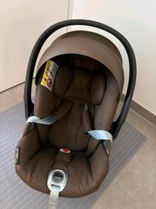Cybex Seggiolini per auto: Cybex Cloud Z i-Size Babyschale braun mit Isofix – Usato da Zürich venduto da Nacho_04 4
