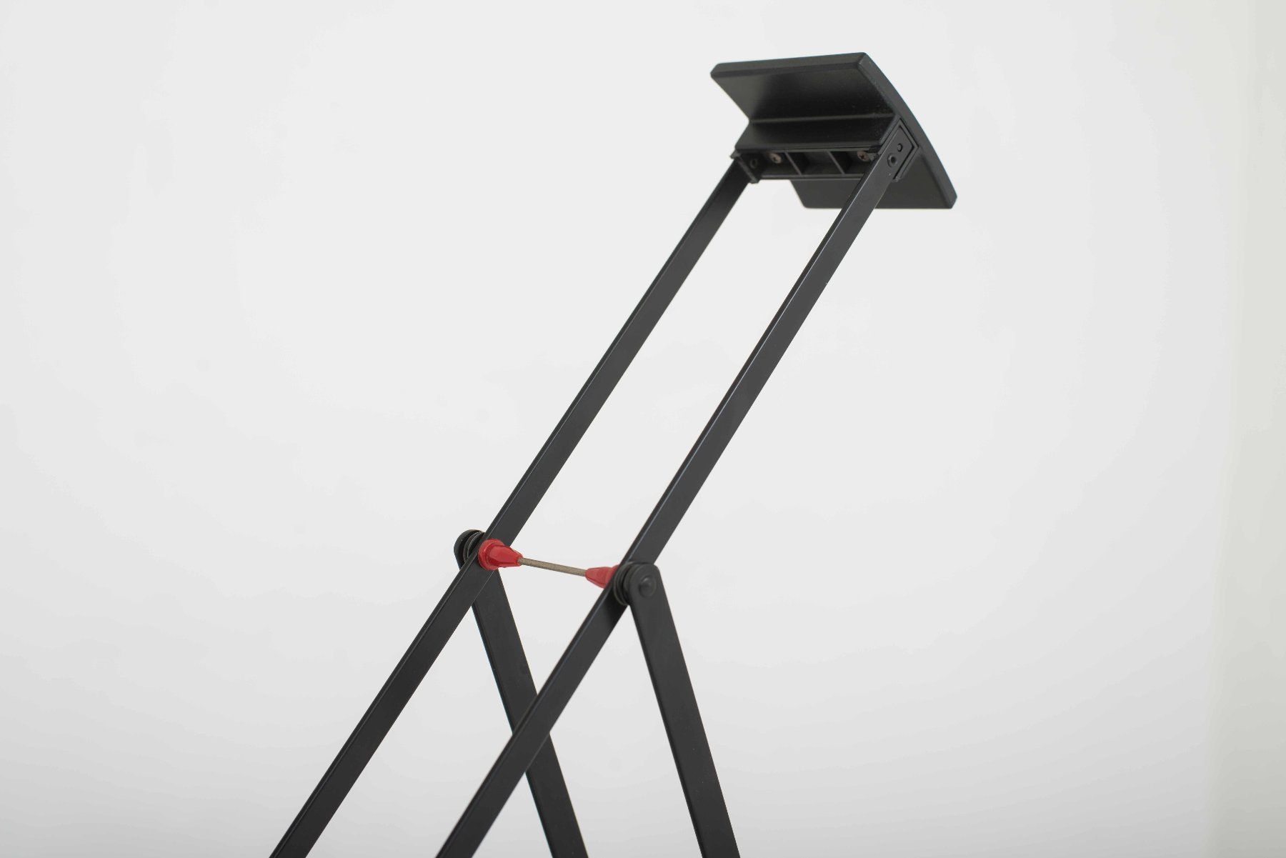 Artemide Lampade: Richard Sapper Tizio 50 Leuchte von Artemide – Usato da Zürich venduto da STUZH38 6