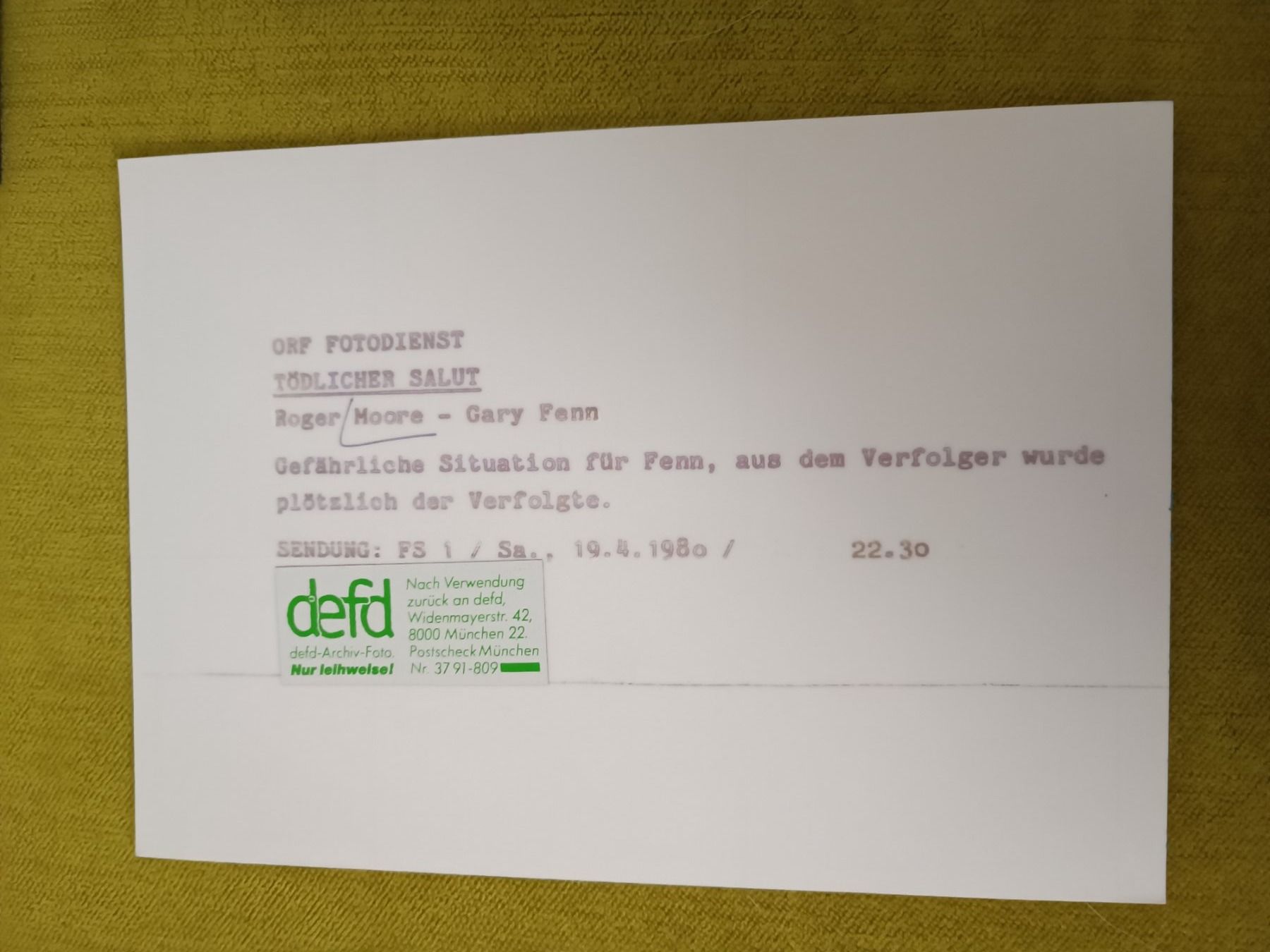 Autographes: Roger Moore - handsigniertes Pressefoto – D'occasion à Menziken par Artographs 1