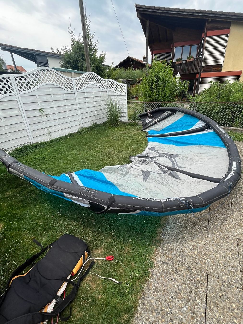 Slingshot Aquilone: Kite Slingshot Turbo 3 11m – Usato da Uetendorf venduto da Kingtom