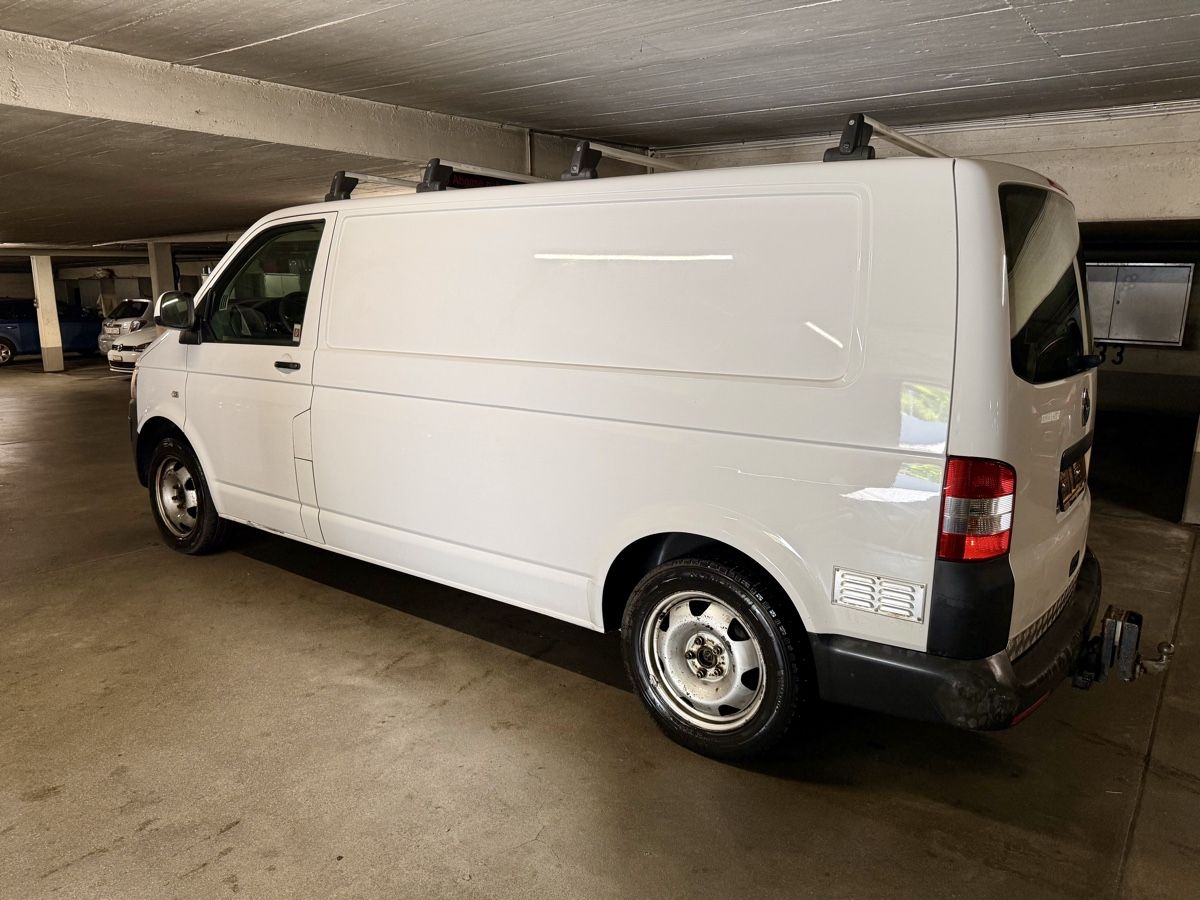 VW Veicoli commerciali: VW T5 2.0 TDI 180PS DSG 4M Langversion – Usato da Menziken venduto da Kasti1989 1