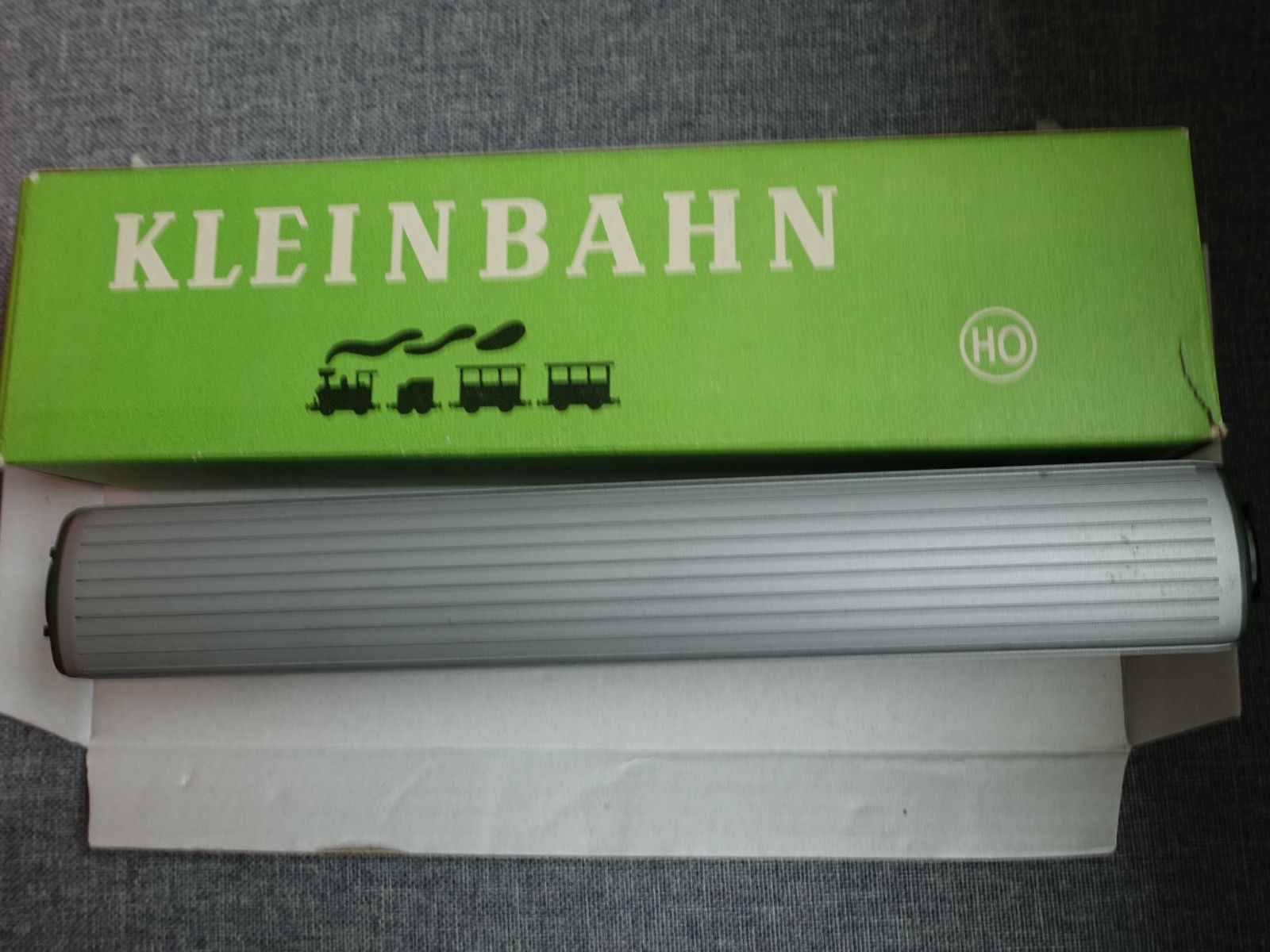Kleinbahn Modelleisenbahnen: KLEINBAHN No. 381 SBB/CFF Einheitswagen 2. Klasse – Gebraucht aus Wallbach von Sarrows 4
