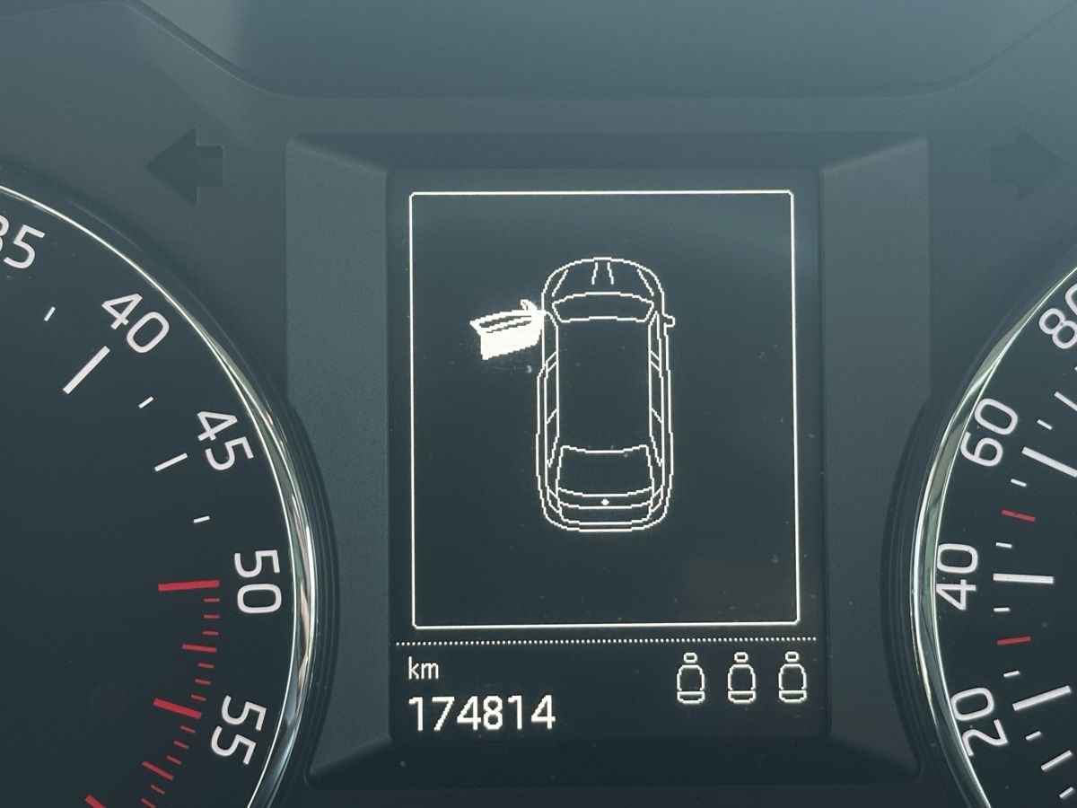 Skoda Automobili: Skoda Octavia 1.6 Diesel  – Usato da Luzern venduto da Swiss-Garage 7