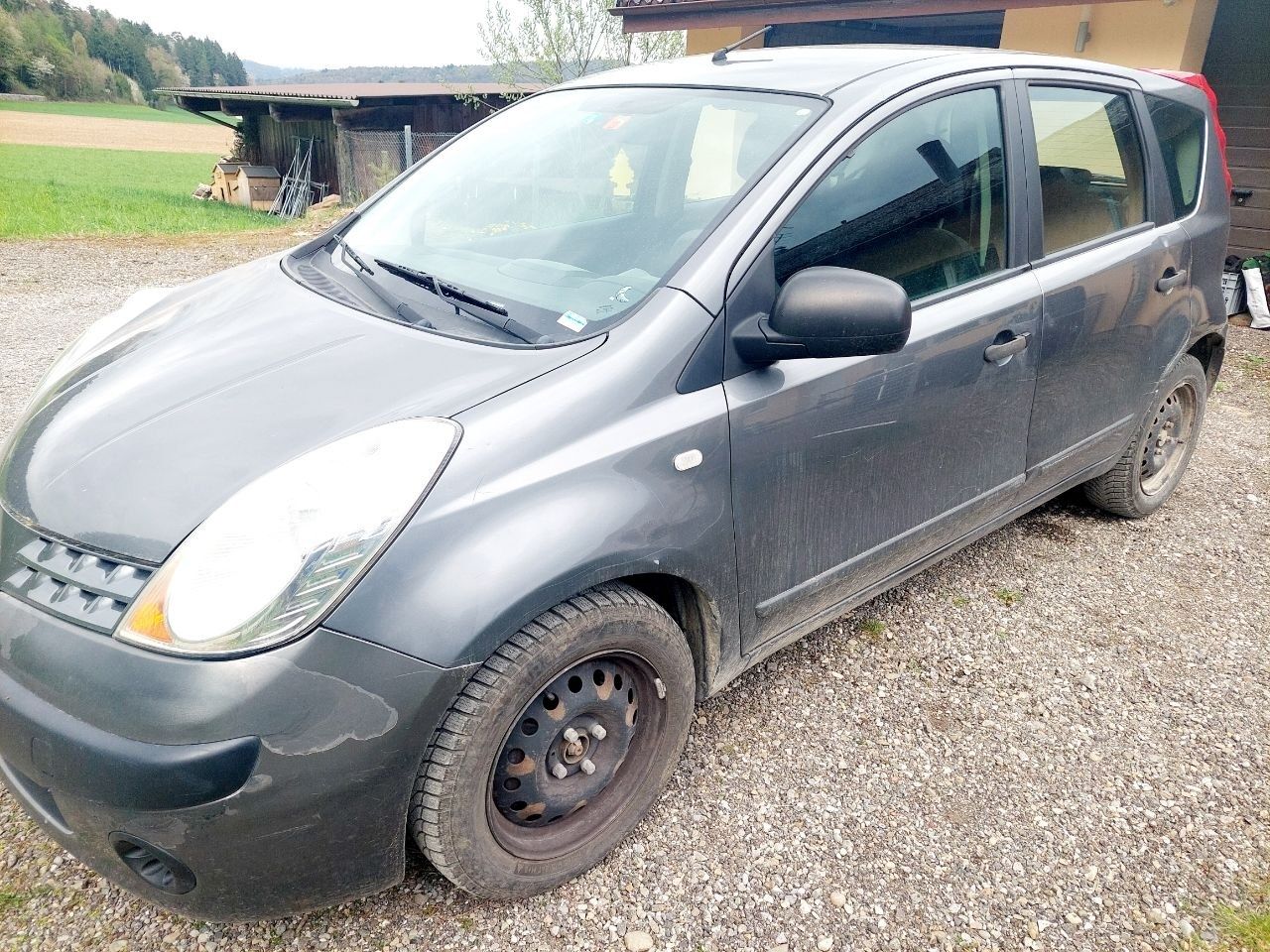 Nissan Autos: Nissan Note Grau, JG 2006 – Gebraucht aus Windlach von lanuj