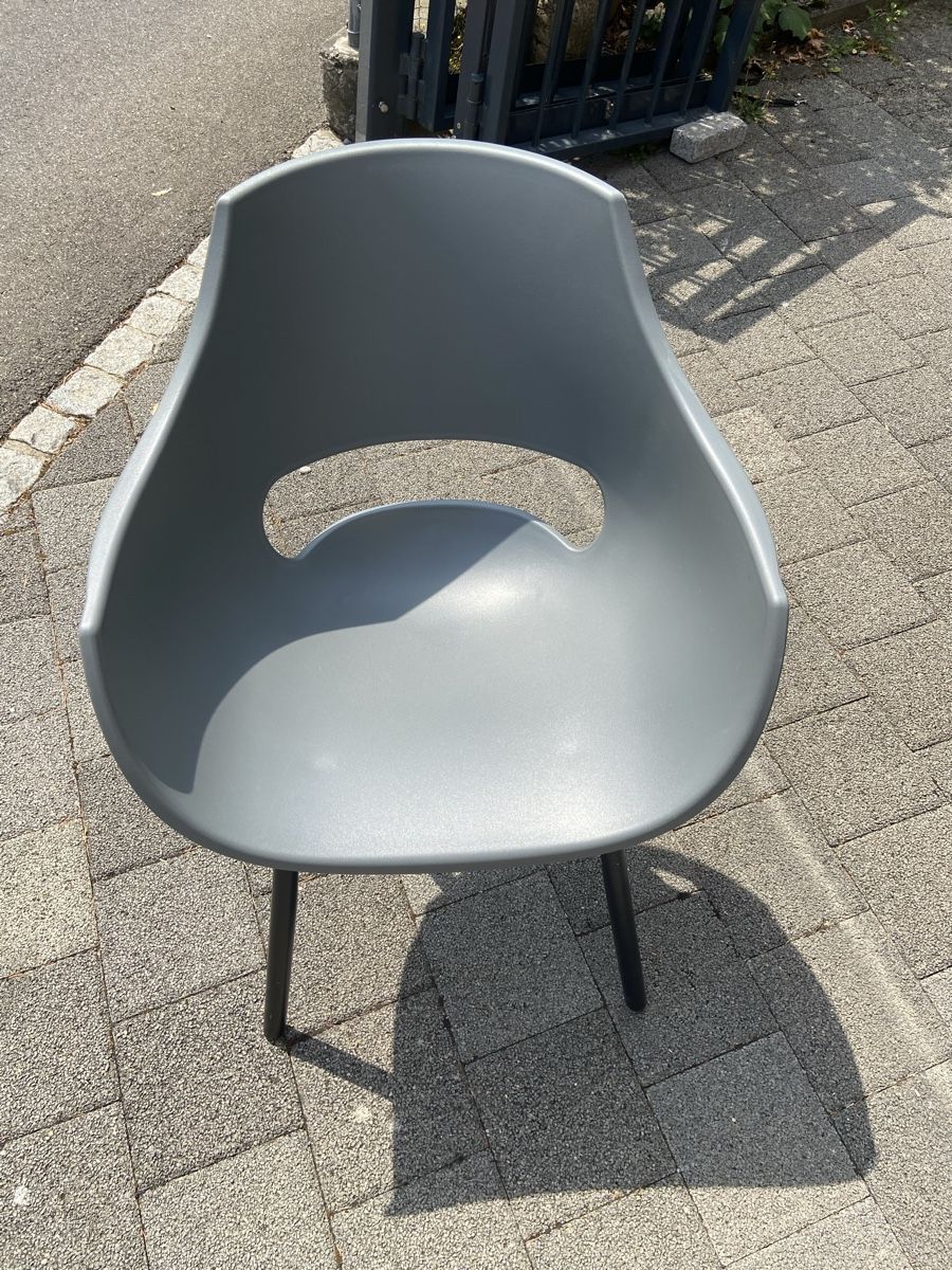 Chaises: graue Sesselstühle (6 Stück) – D'occasion à Hergiswil NW par ercrah