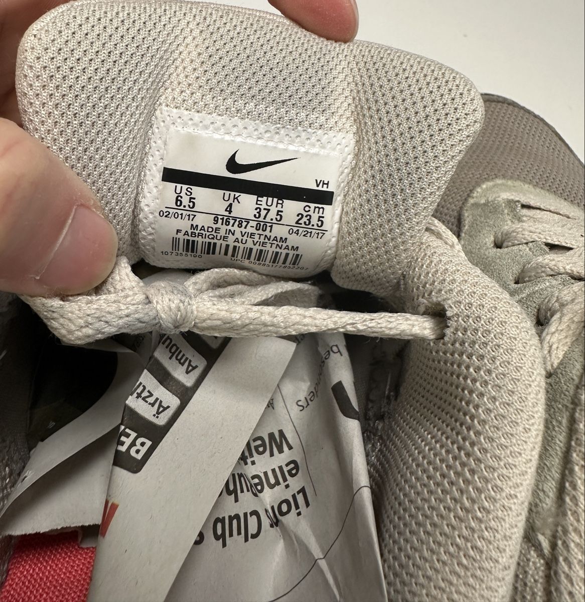 Nike Scarpe da donna: Nike Air Max Schuhe, Gr. 37.5 – Usato da Grenchen venduto da Audi8816 3