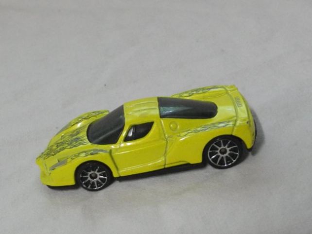 Hot Wheels Modellautos: HOT WHEELS  2002  ENZO FERRARI  UNBESPIELT – Gebraucht aus Gurtnellen von Murmeli99 1