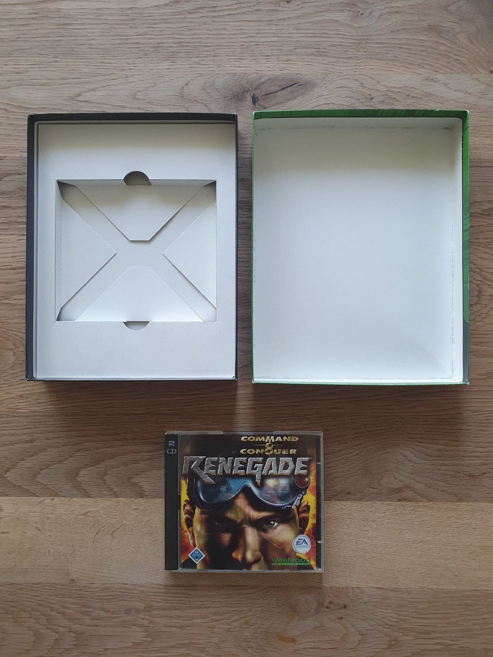 Jeux: PC Game Command & Conquer: Renegade (2002) Big Box – D'occasion à Greifensee par perfectioN88 4