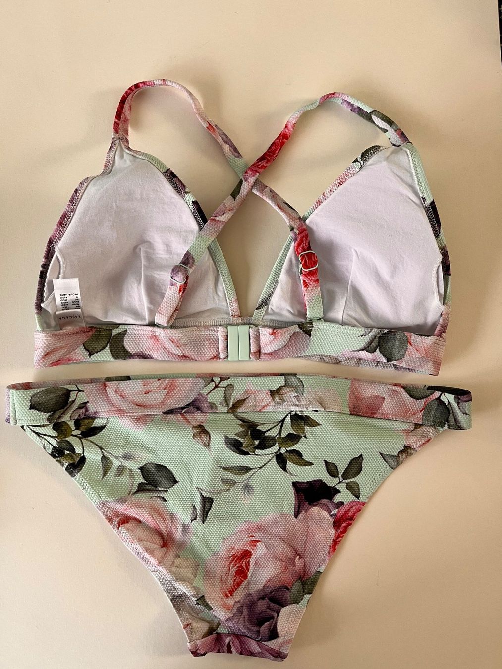 Lascana Costumi da bagno & Bikini: LASCANA, Bikini, Grösse 42C/D, Farbe Hellgrün mit Blumen – Nuovo e nell'imballaggio originale da Rudolfstetten venduto da gst_g7xl 1