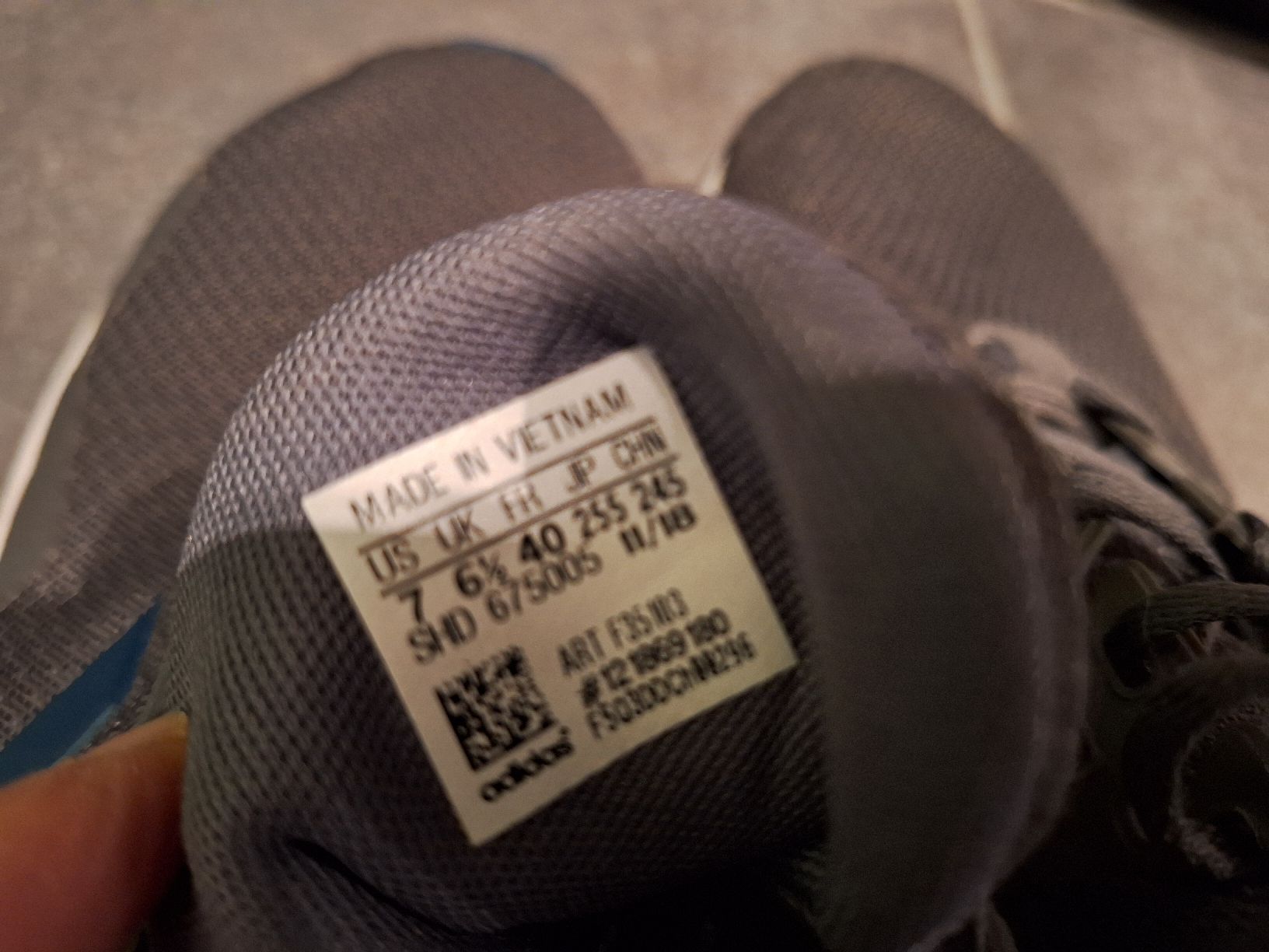 Adidas Scarpe da uomo: Turnschuhe Adidas, Grösse 40 – Usato da St.Gallen venduto da dajo0809 7
