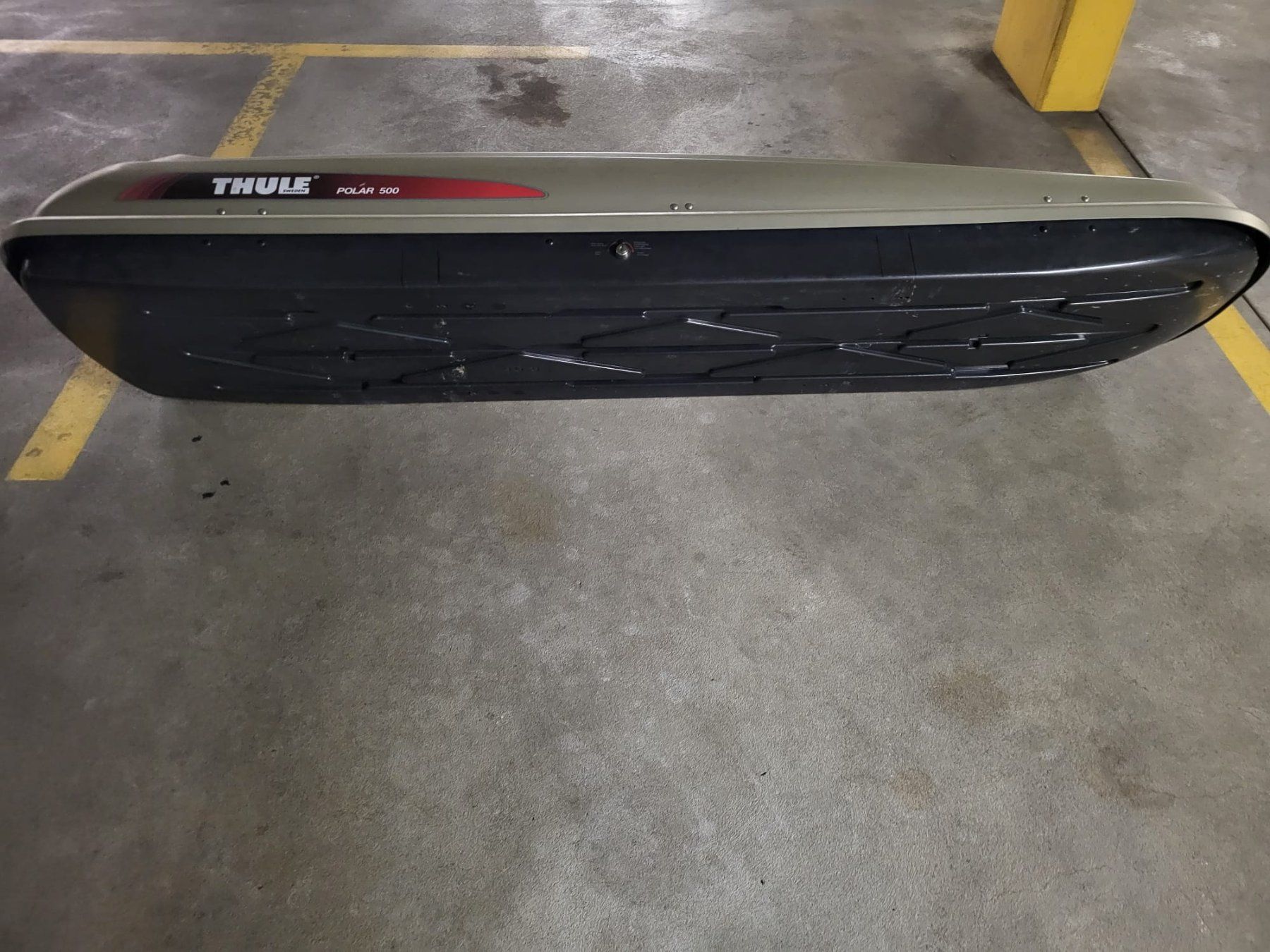 Thule Coffres de toit: Dachbox Thule 500 – Défectueux à Bern par IndenBergenZuhause