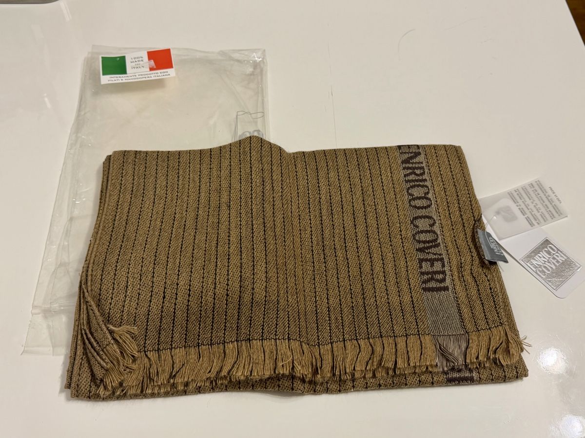 Foulard & Sciarpe: Schal Enrico Coveri – Nuovo e nell'imballaggio originale da St.Gallen venduto da pep_2gfq