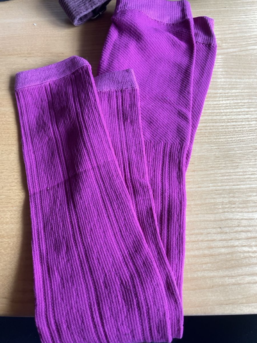 Collant & Leggings: Dünne Leggin 128 – Usato da Wattwil venduto da Weinachtsmann
