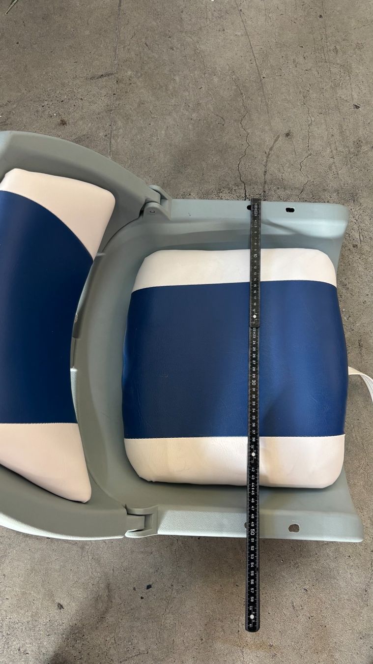 Accessori per altri veicoli: Klappbarer Bootssitz blau/weiss – Usato da Küssnacht venduto da Derby7007 4