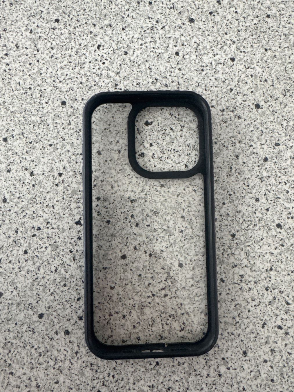 Apple Cover & Protezioni schermo: Smartphone Schutzhülle iPhone 15 Pro – Usato da Zürich venduto da pamleano 1