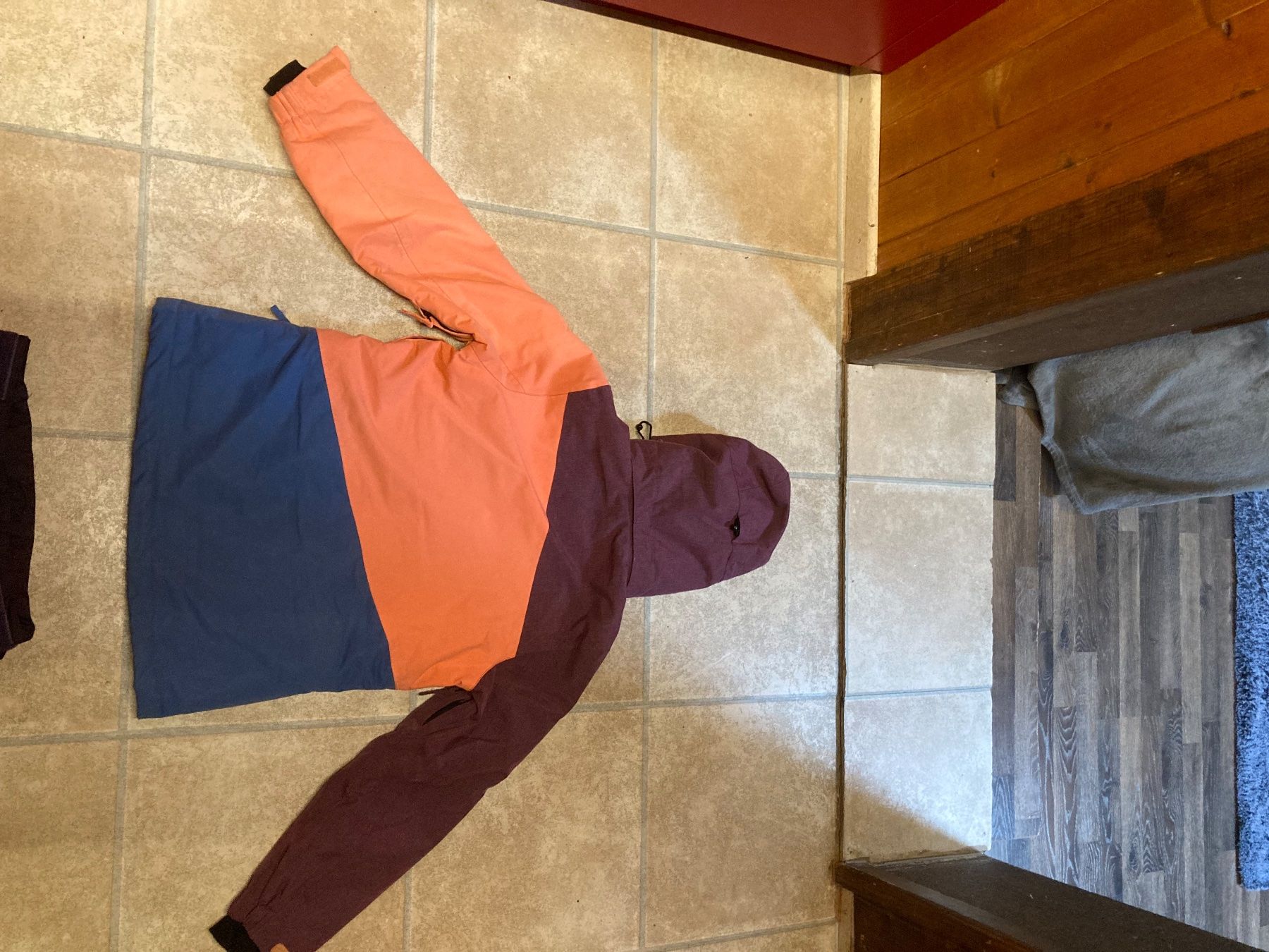 Completi: Ensemble ski veste + pantalon pour enfant – Usato da Saxon venduto da Burty01 2