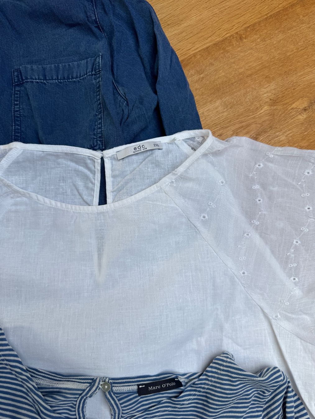 Esprit Lotti di vestiti: Kleiderpaket Esprit Gr. 44 / XXL – Usato da Müntschemier venduto da lunalena13 2
