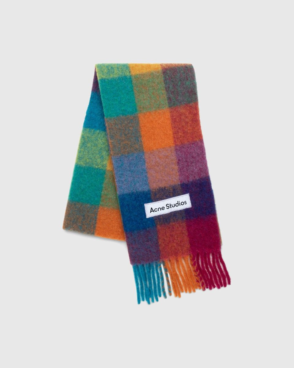 Acne Studios Foulards & écharpes: Acne Studios Mohair Checked Scarf – D'occasion à Männedorf par flo_xbz7