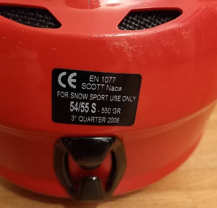 Scott Caschi: Kinder Skihelm Scott 54/55 S – Usato da Steinhausen venduto da mal_n6x6 2