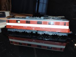 Lima Ae 6/6 im Swissexpress Look