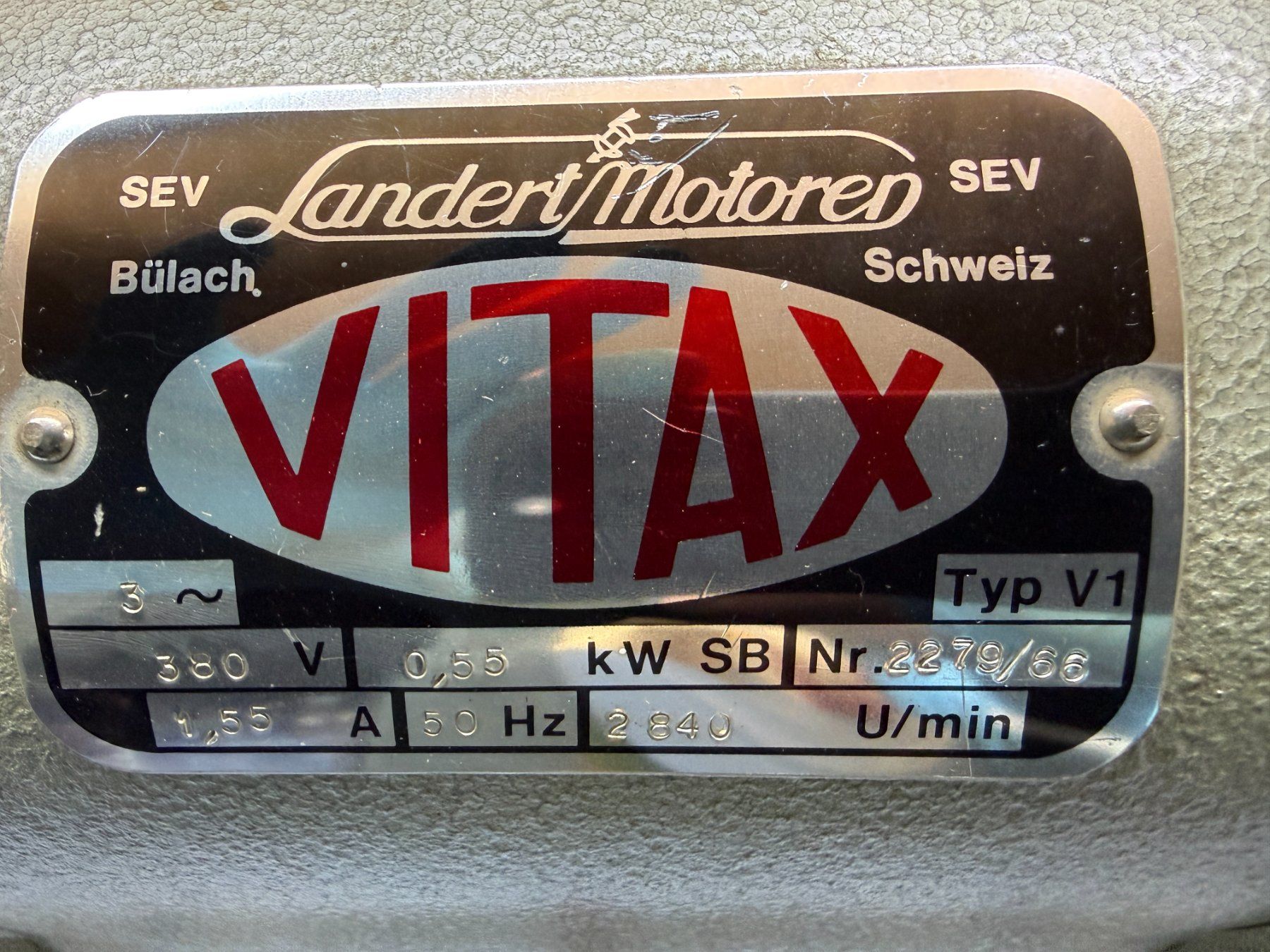 Vitax Schleifen & Polieren: VITAX V1 Doppel-Schleifmaschine, 380V – Gebraucht aus Oetwil a.d. Limmat von Seewurf 2