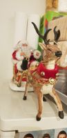 Samichlaus mit Rentier, festliche Dekoration mit baterie