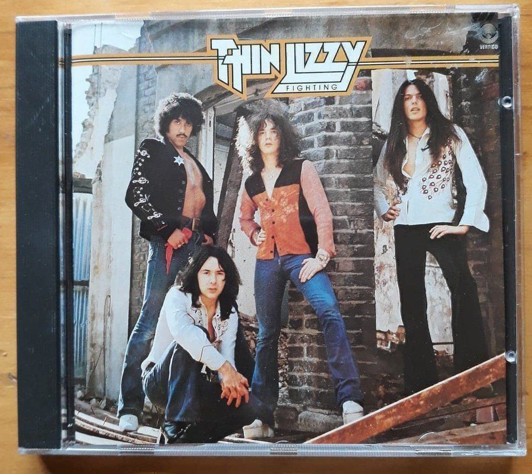 CDs: THIN LIZZY - Fighting - cd 1990 – Gebraucht aus Le Locle von PereiraHugo