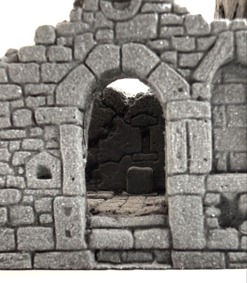 Noch Modelleisenbahnen: H0 Noch Kirche Ruine  – Neu (gemäss Beschreibung) aus Basel von Juland 9