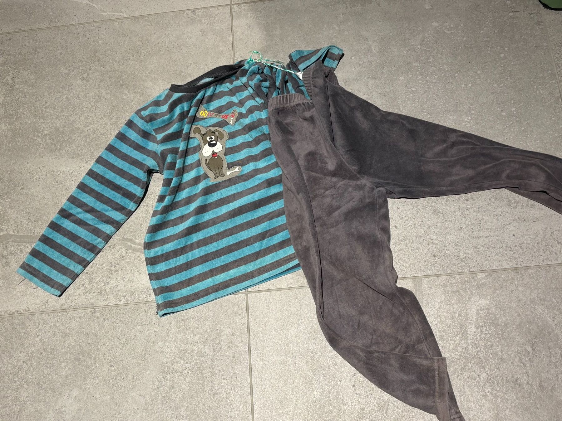Pigiama & Simili: Pyjama chaud 122 - 128 – Usato da Salvenach venduto da gwenwywar