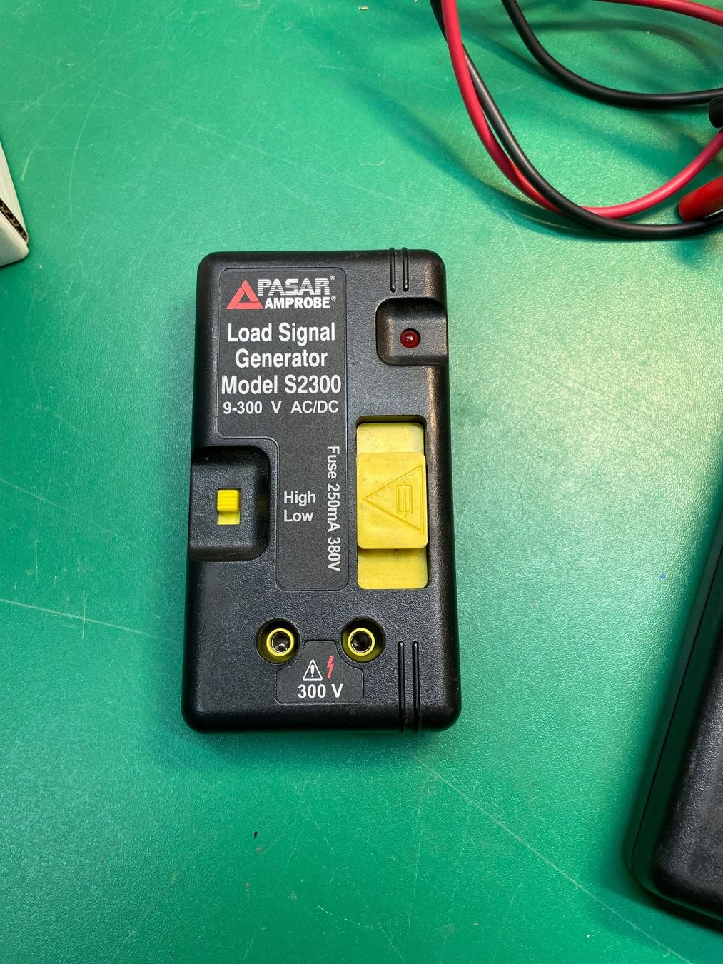 Misurare: Pasar Amprobe Advanced Tracer AT 2000 Leitungssuch Gerät – Usato da Uhwiesen venduto da wishone 4