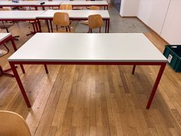 Mehrzwecktisch