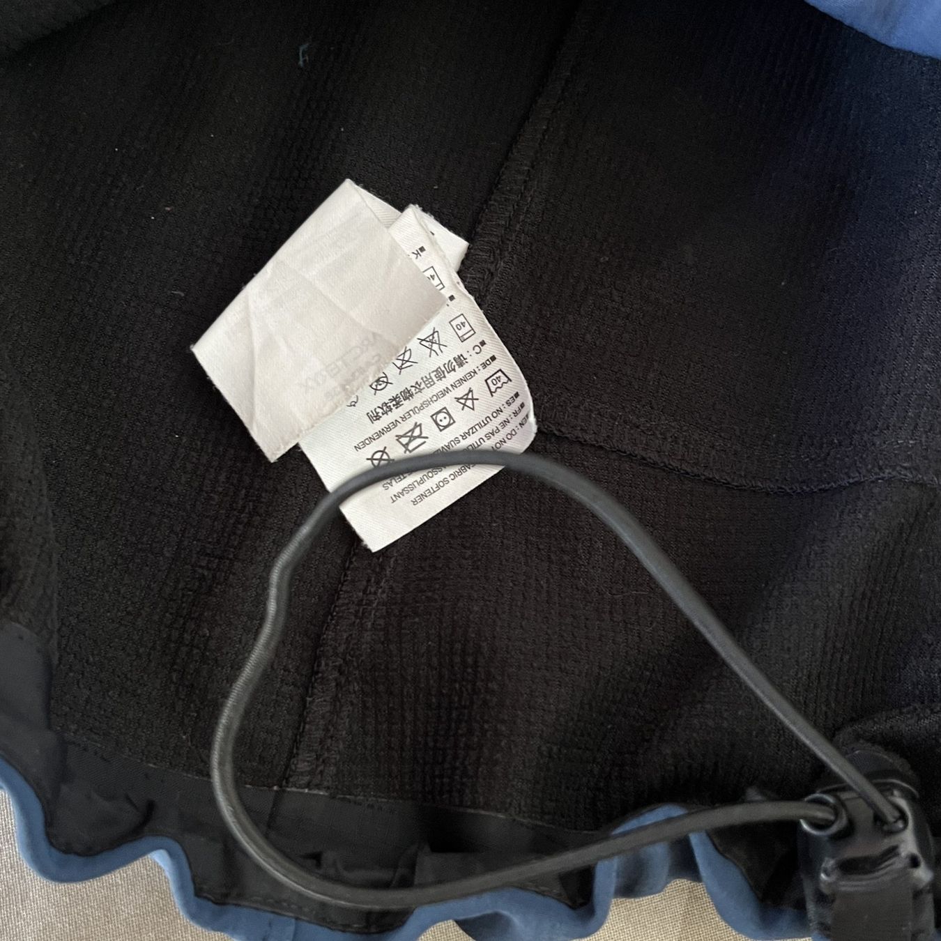 Arcteryx Jacken: Arc'teryx Softshell Jacket (L) – Gebraucht aus Chamoson von Sapoloshop 2