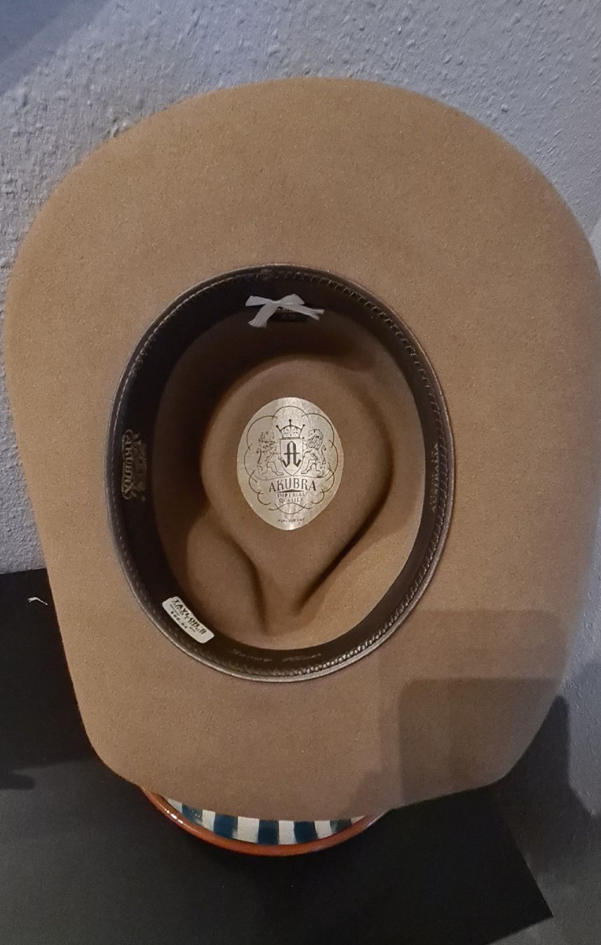 Akubra Copricapi, berretti & cappellini: Imperial Quality chapeau Akubra – Nuovo (secondo la descrizione) da Carouge GE venduto da LidieLot 2