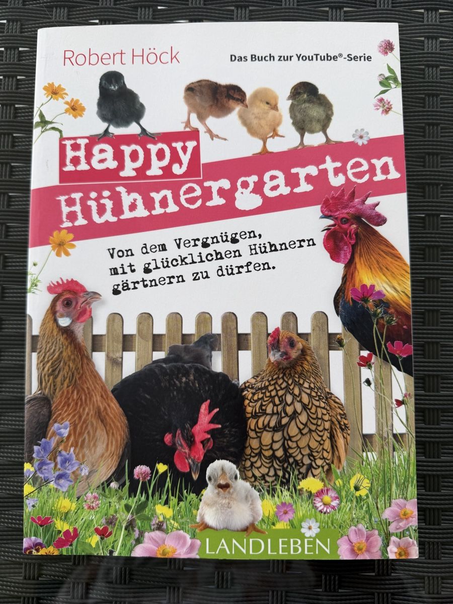 Libri: Neues Buch Happy Hühnergarten – Nuovo (secondo la descrizione) da Gockhausen venduto da Dbielmann
