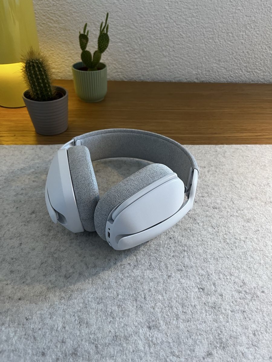 Logitech Cuffie: Logitech zone vibe 100 - neuf  – Nuovo (secondo la descrizione) da Cossonay-Ville venduto da kyl_89fb 1
