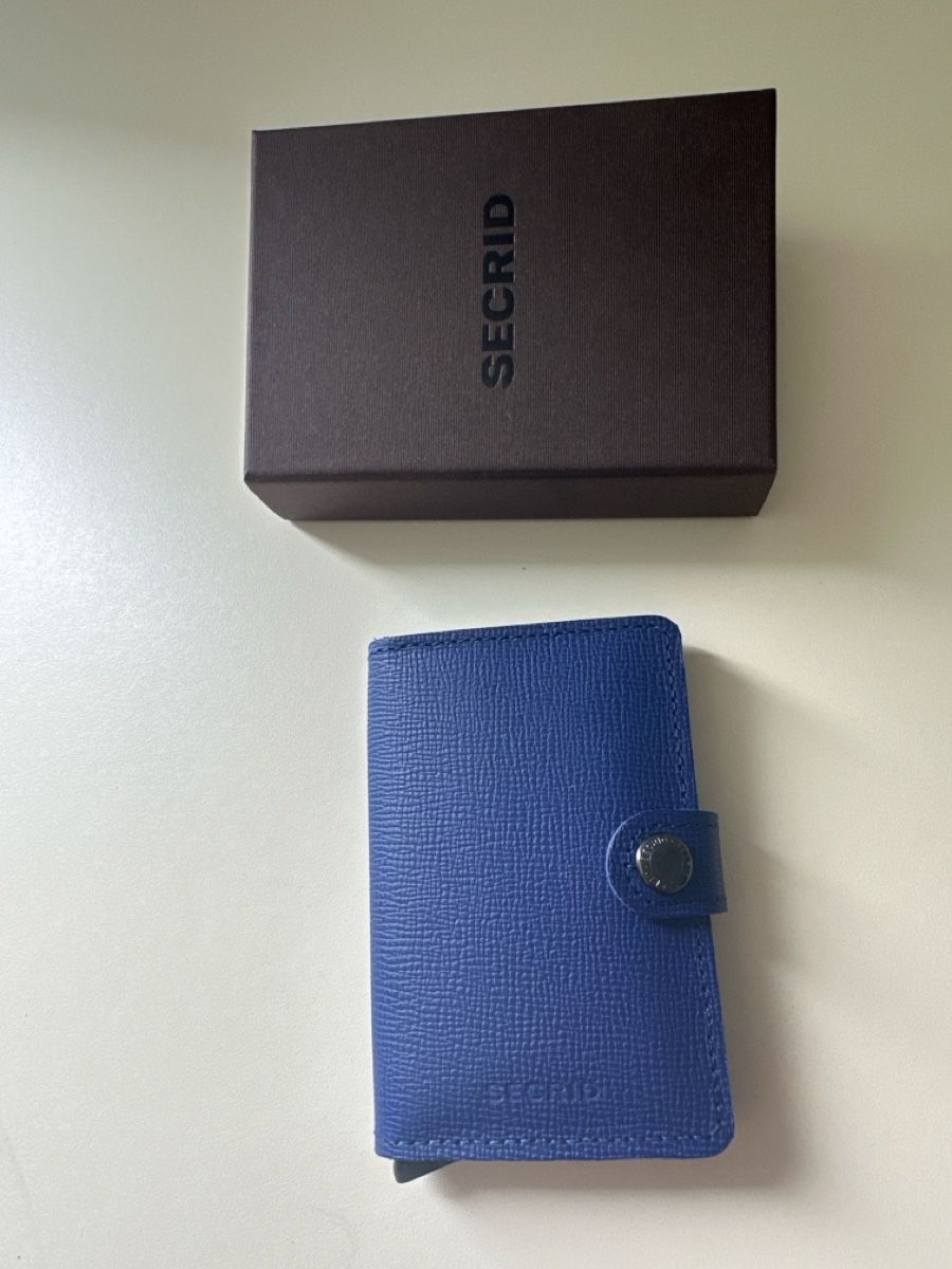 Secrid Portafogli: Secrid Miniwallet, NEU, Blau, mit Originalverpackung – Nuovo e nell'imballaggio originale da Wangen SZ venduto da futura14 4