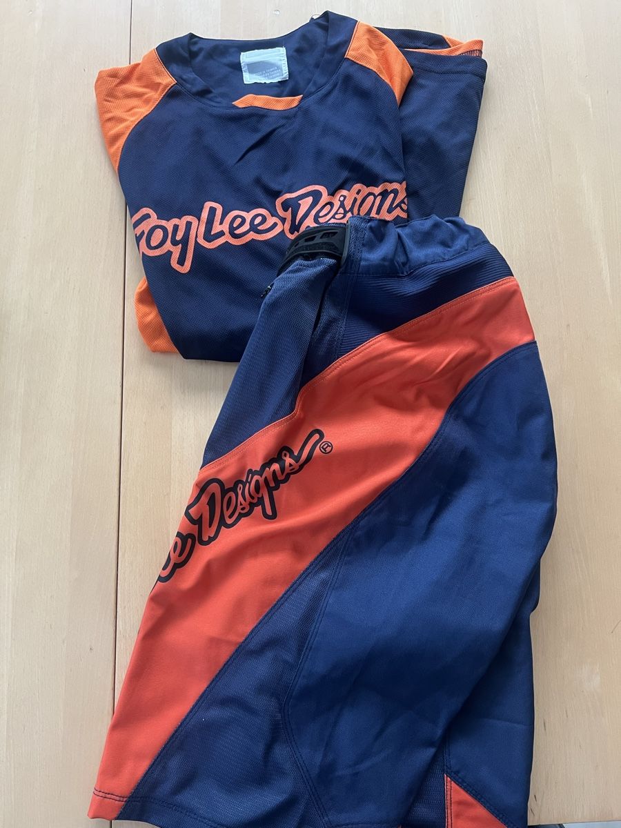 Lotti di vestiti: Troy Lee Designs Set – Nuovo (secondo la descrizione) da Tagelswangen venduto da Tuorta 3