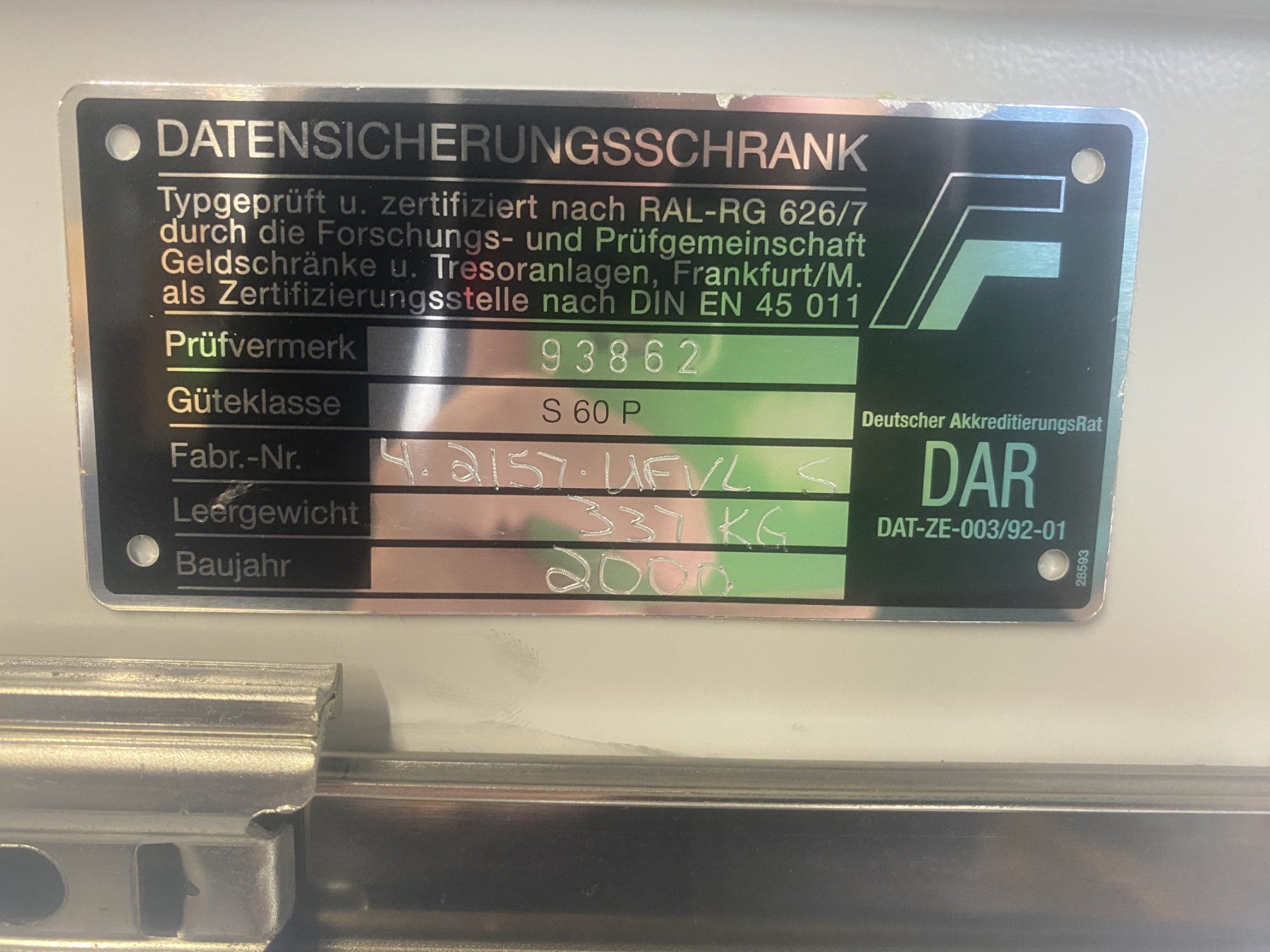 Armadi: Datensicherungsschrank 93862 – Usato da Düdingen venduto da Tresortech 4