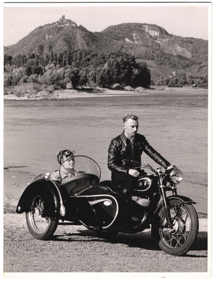Fotografie & Manifesti: Fotografie Motorrad DKW mit Steib-Seiten – Usato da Berlin venduto da bartko-reher
