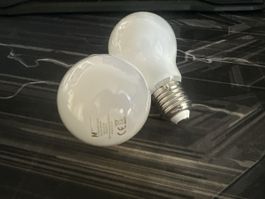 2 Stück Glühbirnen 7W E27 Warmweiss (wie neu)