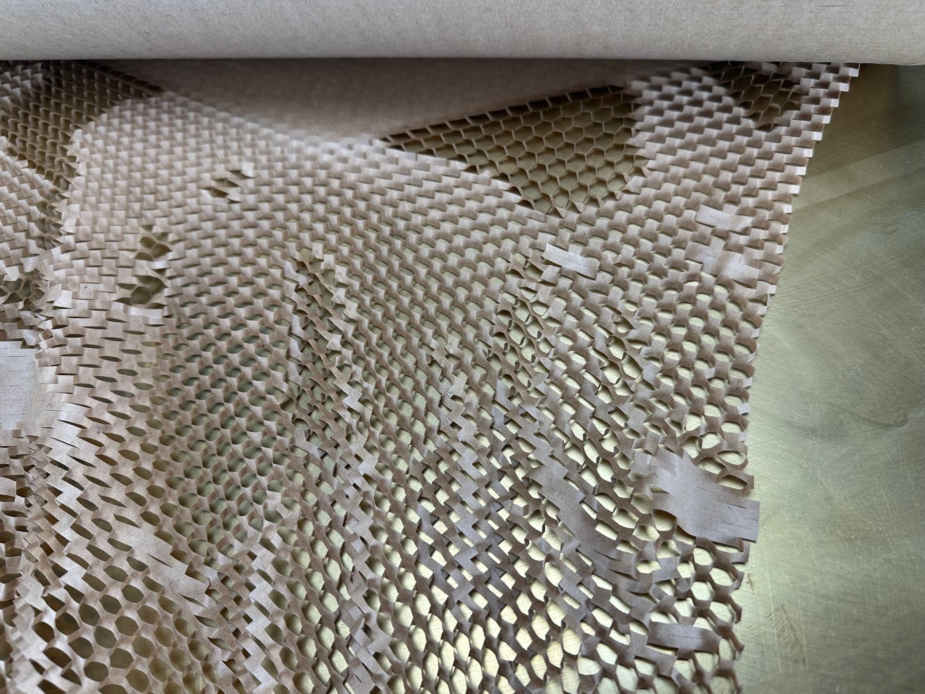 Materiale di riempimento: 2x Verpackungspapier, Polstermaterial, Versand, Polster – Usato da Laufenburg venduto da Sirluger 3