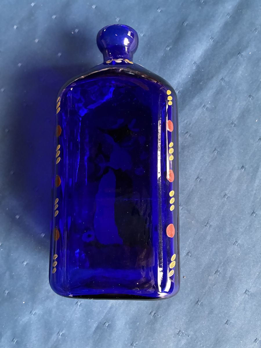 Bottiglie: Antike Flasche kobaltblau mit Emailmalerei – Usato da Dornach venduto da Rosengarten 2