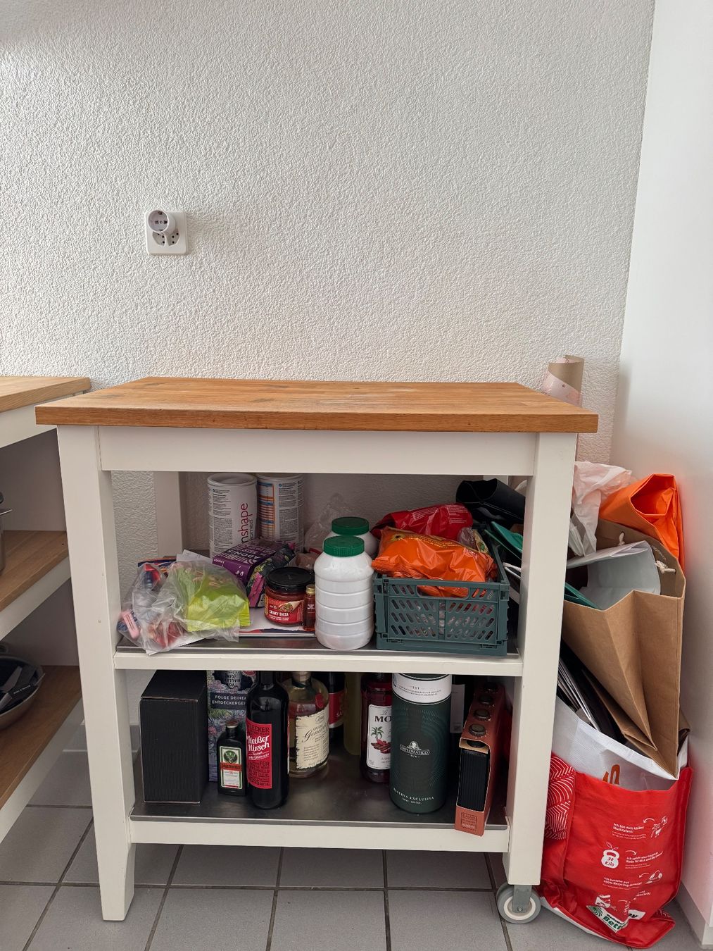 Ikea Cucine complete: IKEA Kücheninsel + Küchenwagen + 2 Barhocker – Usato da Zürich venduto da ahm_lqt9 3