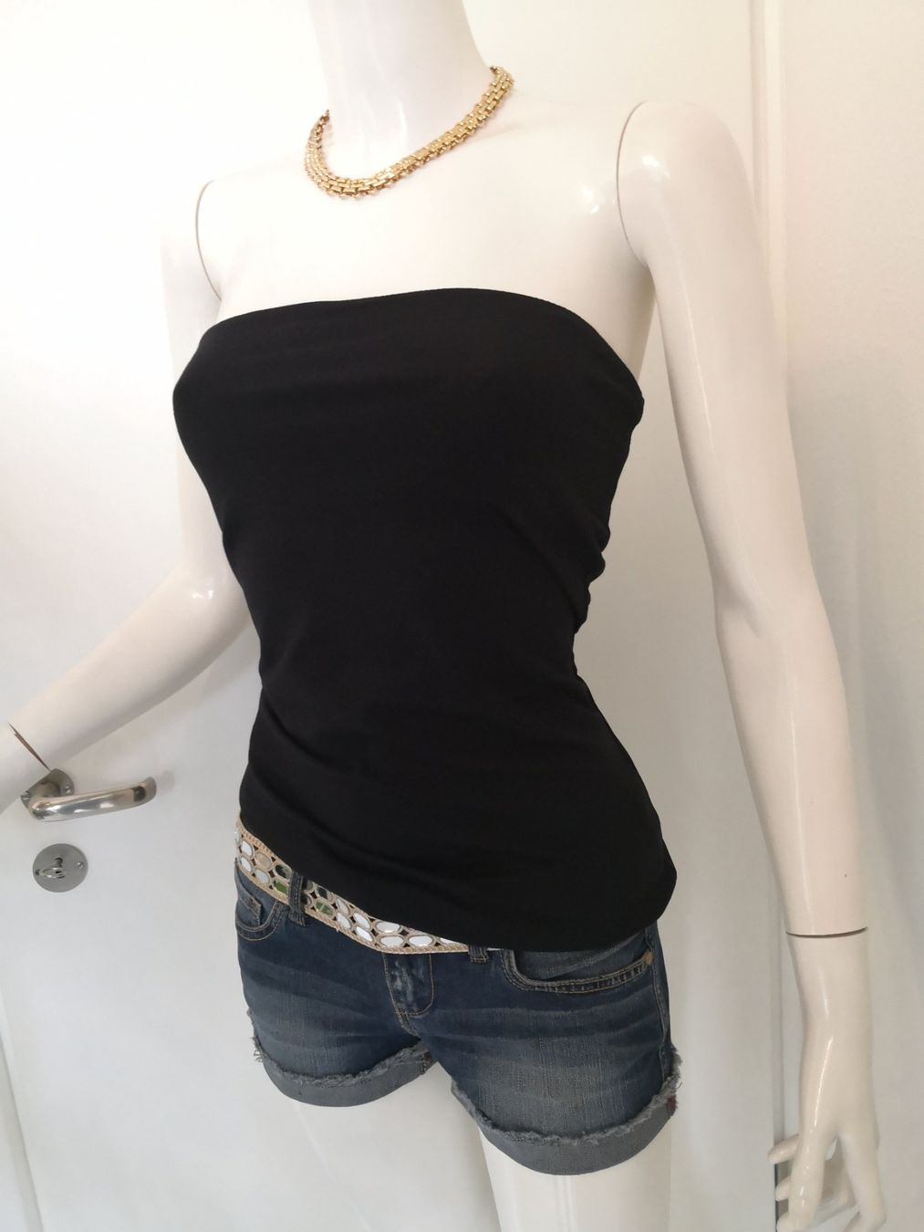 Mango Top: 🤩MANGO BANDEAU-TOP SCHWARZ STRETCH – Nuovo (secondo la descrizione) da Olten venduto da Naja-Twins-Twins 3